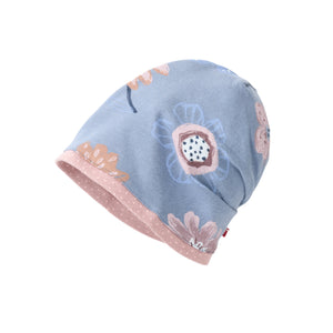 People wear organic Wendemütze GOTS - rauchblau AOP große Herbstblumen