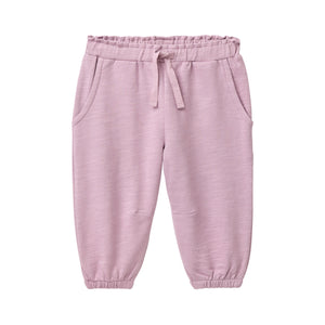 People wear organic Sweat-Hose - dunkelmalve