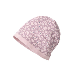 People wear organic Wendemütze GOTS - dunkelmalve AOP Veilchen