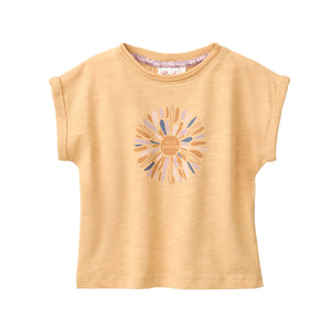 People wear organic Kinder Kurzarm-Shirt GOTS - honiggelb Single Print „Sonne“