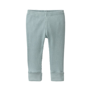 People wear organic Ripp Leggings - balsamgrün