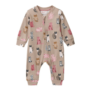 People wear organic Langarm-Overall GOTS - taupe AOP Katzen