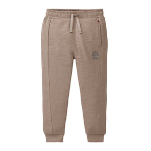 People wear organic Kinder Sweat-Hose - tabak Stickerei "Adventure Club"