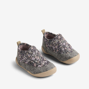 Wheat Hausschuhe Mulle - black sea flowers